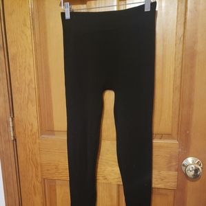 🖤Deep Black Just-One Leggings🖤